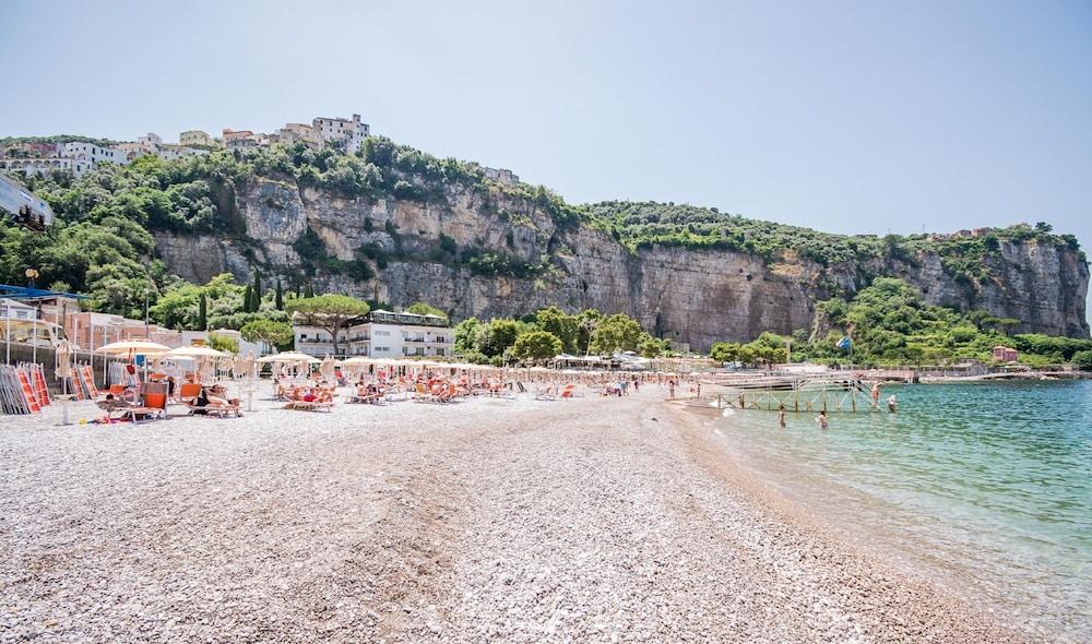 Le Ancore Hotel Vico Equense Bagian luar foto