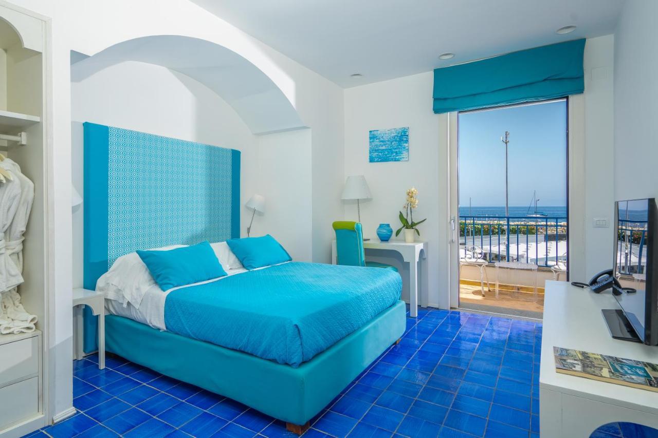 Le Ancore Hotel Vico Equense Bagian luar foto