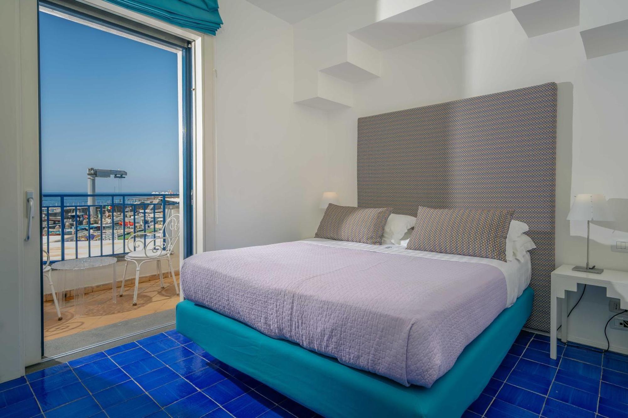 Le Ancore Hotel Vico Equense Bagian luar foto